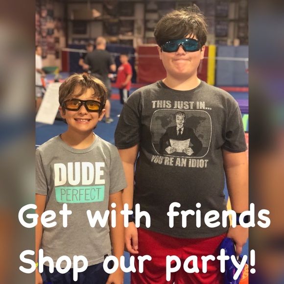 Co-Hosting Poshmark Party 🎉 - Picture 4 of 8